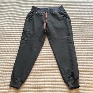 FIGS women’s small petite jogger Zamora scrub pants *discontinued color*